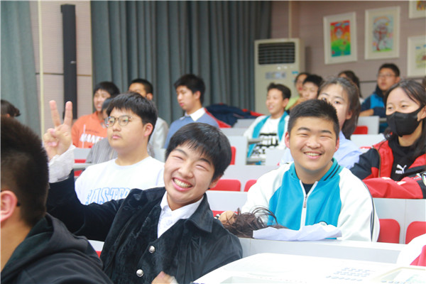 观众3.JPG