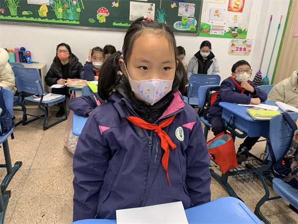 学生积极发言.jpg