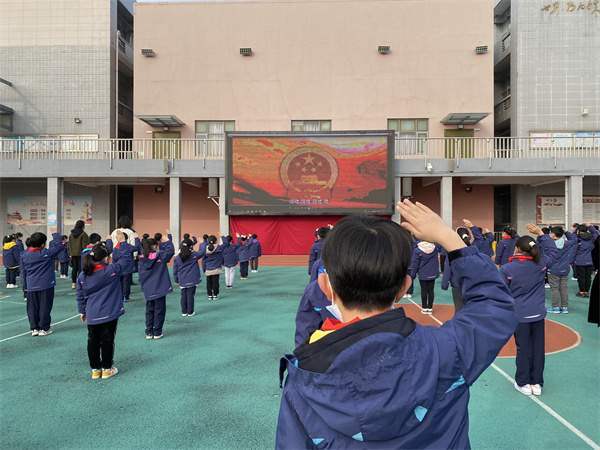 图5 仪式现场1.jpg