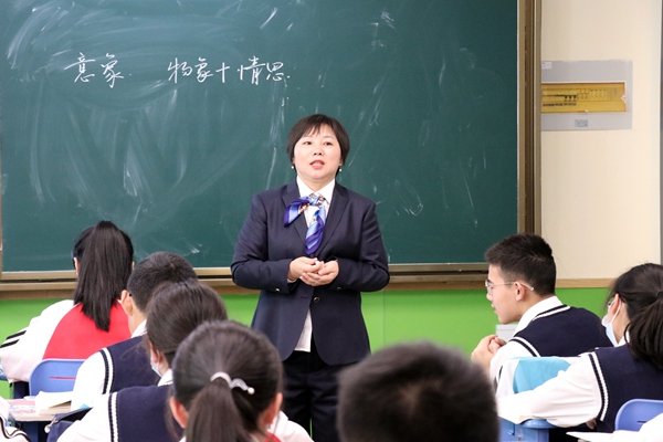 董.JPG