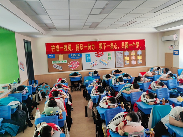 爱心陪伴 (6).jpg