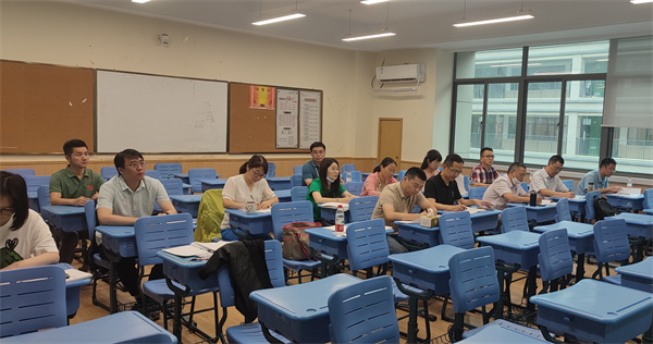 教师专研2022年数学高考试题.jpg