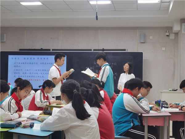 刘韡老师上课风采.jpg
