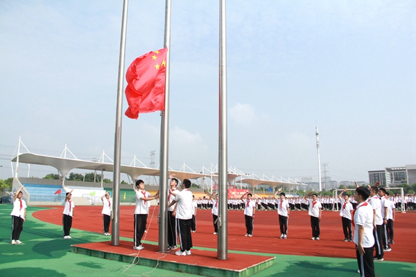 7.升国旗（1）.JPG