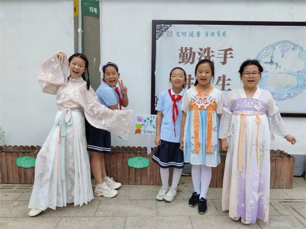 我们的小花圃 4.jpg