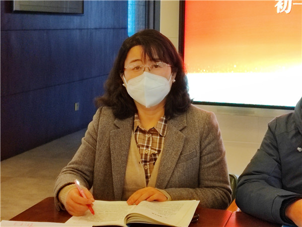 姜亚芹校长发言.jpg