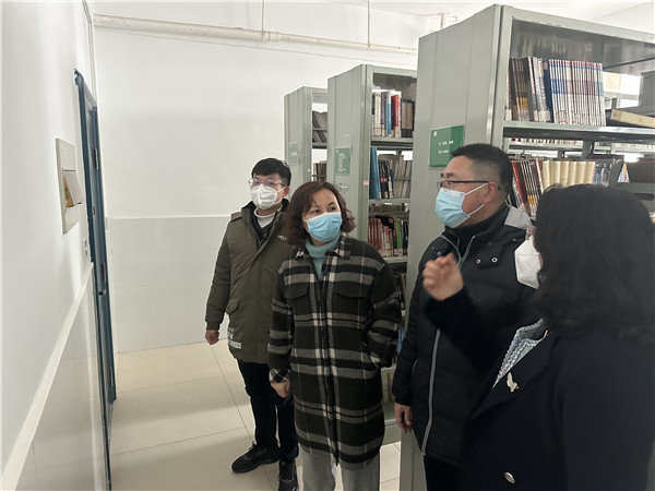 检查图书馆.jpg