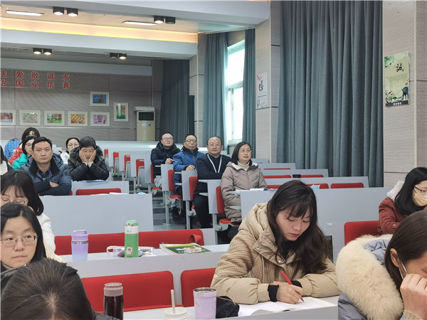 会议现场2.jpg