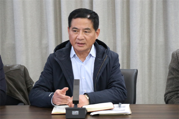 朱云峰校长讲话.jpg
