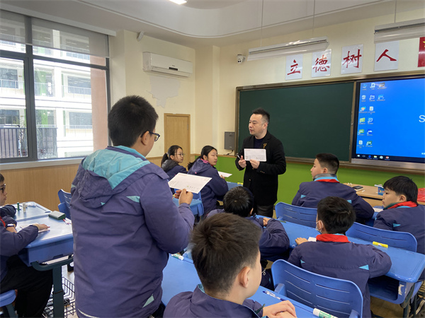 12. 刘宝杰老师课堂风采.jpg