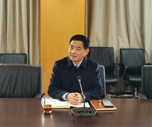 凤栖湖校区校长朱云峰讲话.jpg