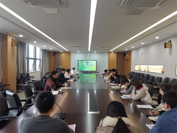 座谈会现场.jpg