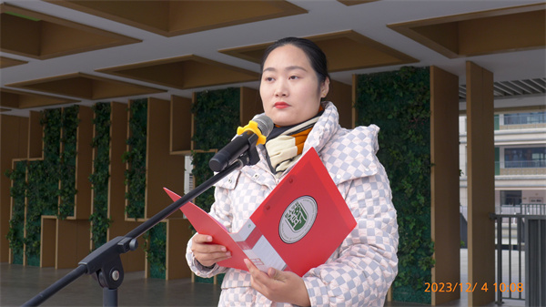 学工处讲话.jpg