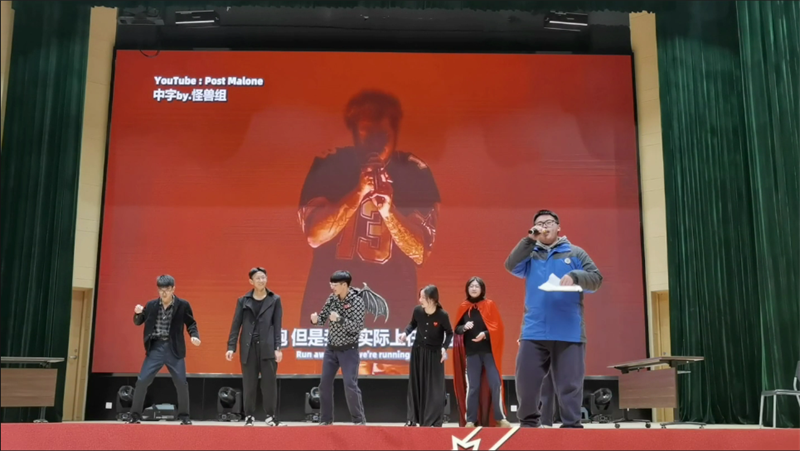 特邀歌曲表演高一（11）班吴嘉庚《circles》.png