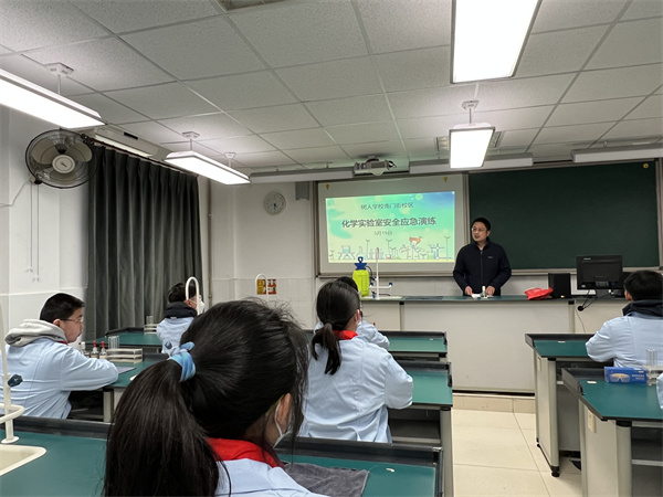 陈庚主任发言.JPG