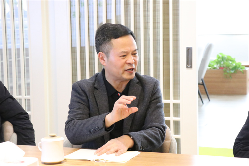 04扬州中学副校长丁爱军讲话.jpg