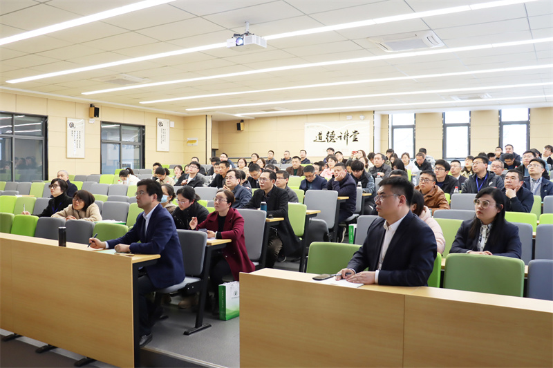 数学报告会现场1.jpg