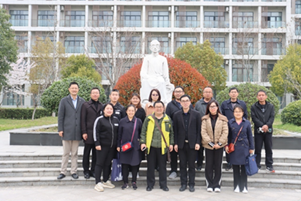 毓园留影.JPG
