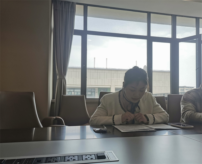 徐文玥老师交流.jpg