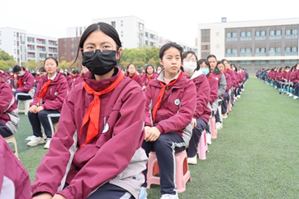 座无虚席.JPG