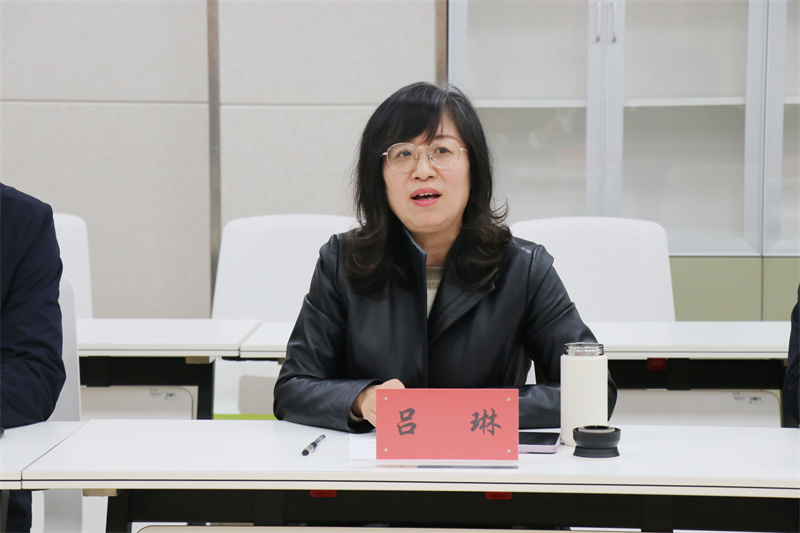 吕琳教授讲话.jpg