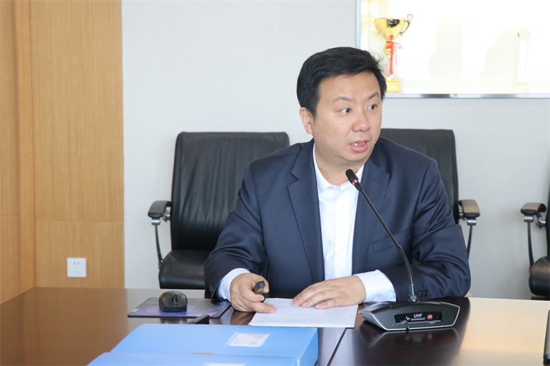 张鹏副校长汇报.jpg