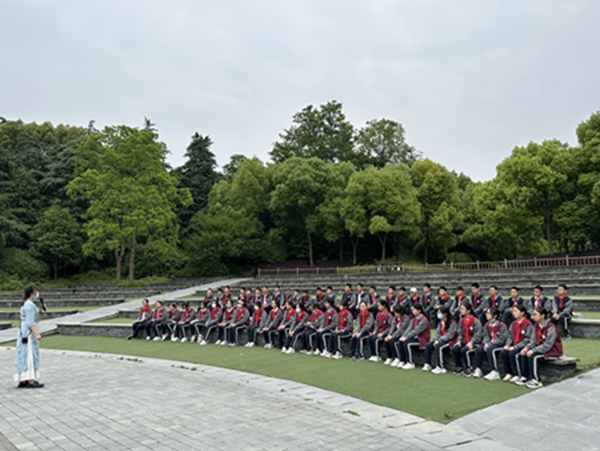 图片2.JPG