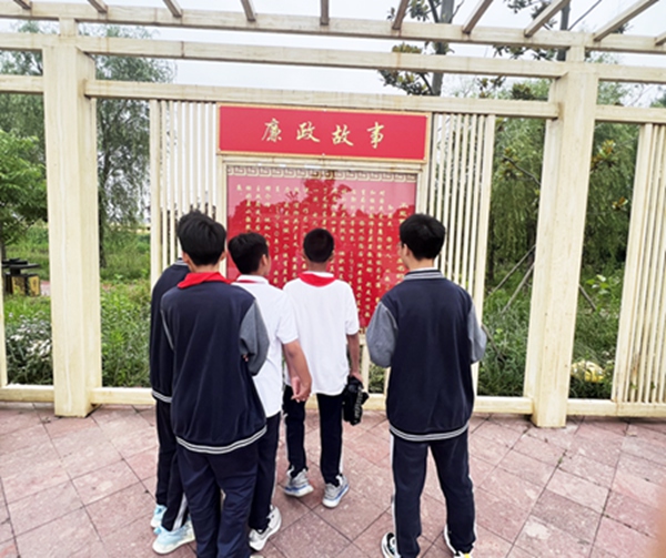 活动照片IMG_8406.JPG