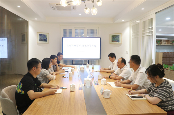 座谈现场.jpg