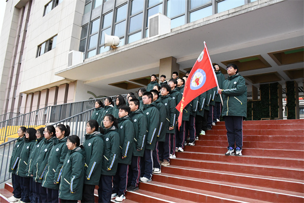 高一（3）班列队.jpg