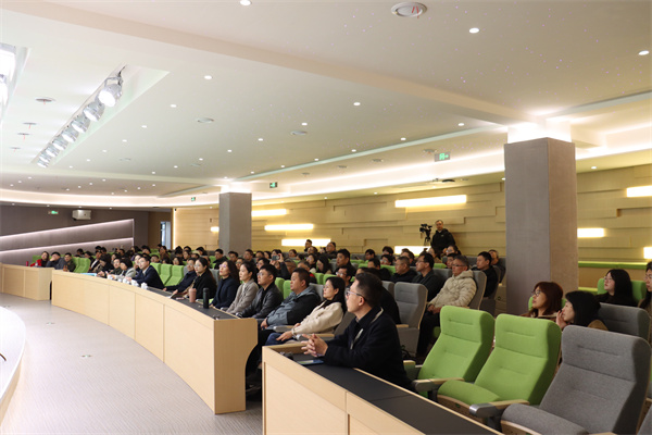 交流会现场.jpg