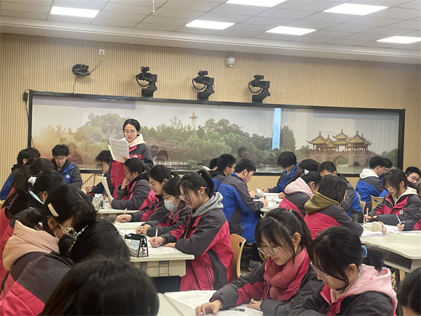 高三课堂.jpg