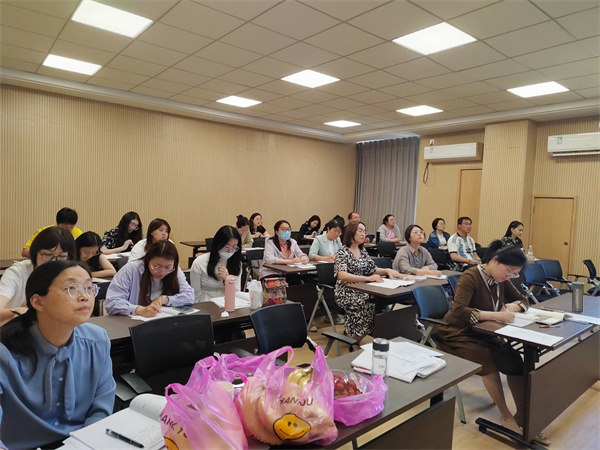 听课现场.jpg
