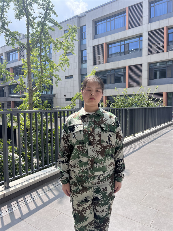 高一3班刘佳妮.jpg