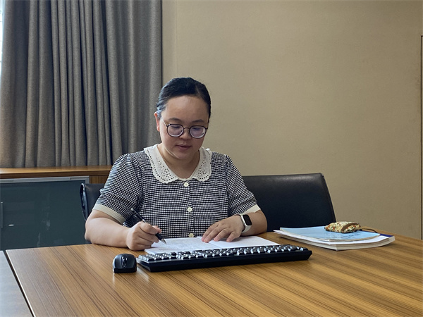 袁欣老师发言.jpg
