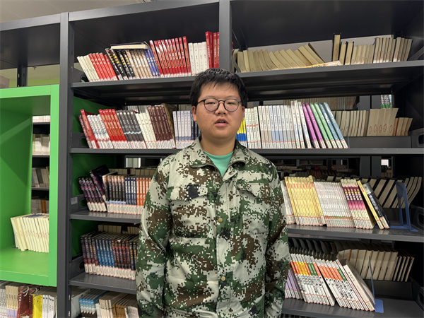 高一四班庄陈迦.jpg