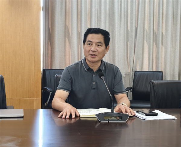 凤栖湖校区校长朱云峰讲话.jpg