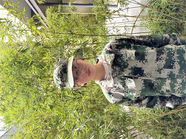 高一9班王子涵.jpg