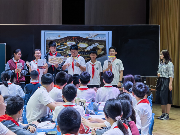 学生展示4.jpg