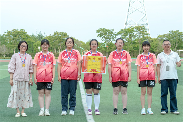 高一4班女子组.jpg