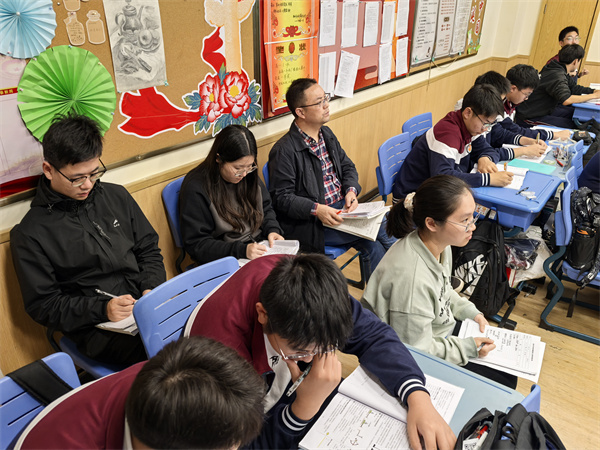 听课.jpg 听课.jpg