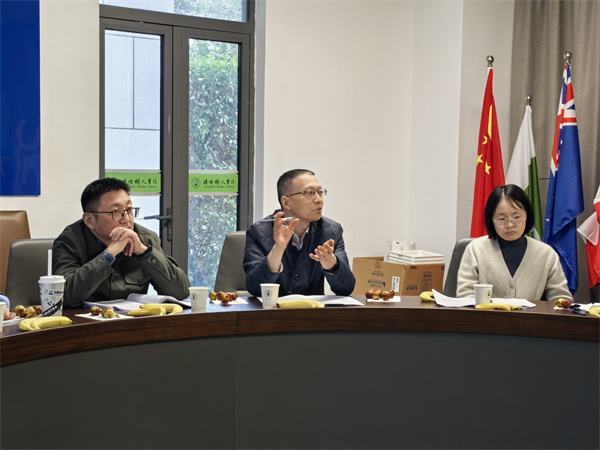 专家点评.jpg 专家点评.jpg