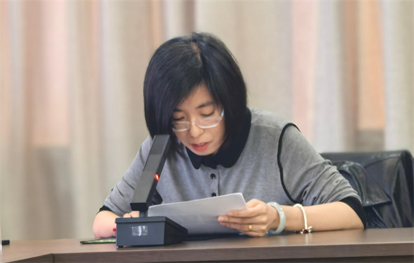 许文凭发言.jpg 许文凭发言.jpg