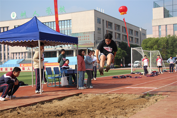 IMG_2103.jpg IMG_2103.jpg