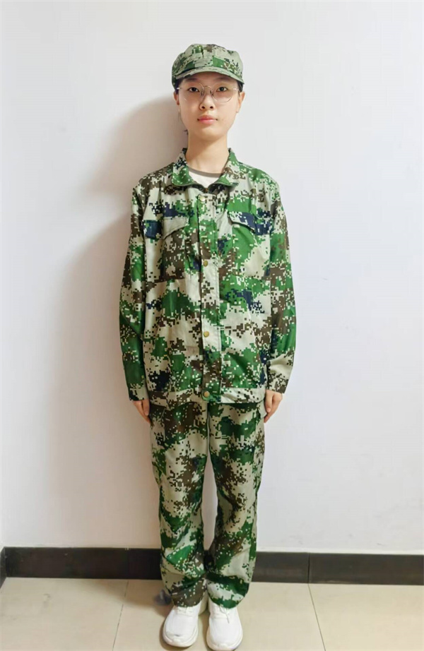 高一13班 竺钰轩.jpg