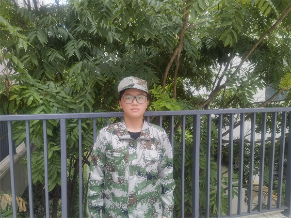 高一五班 刘丹.jpg