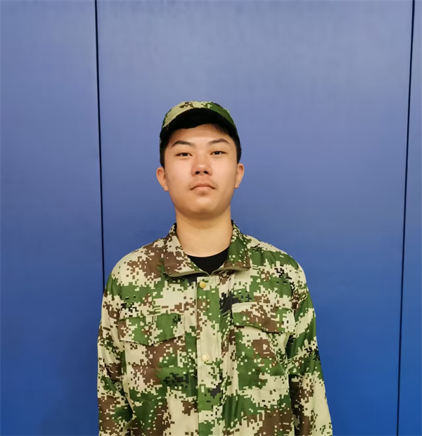 高一（15）班 郭明.jpg