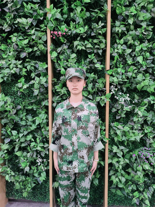 高一（12）班 刘畅.jpg