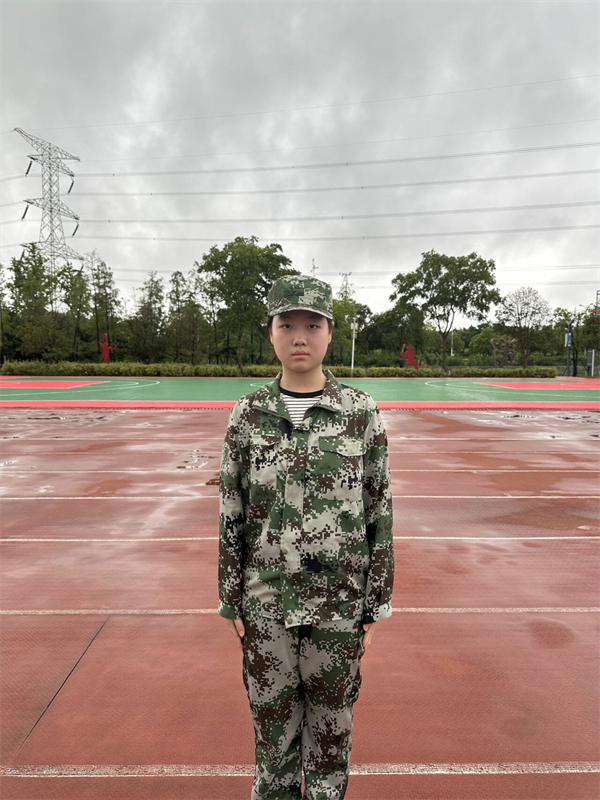 高一（9）班 王甜烨.png