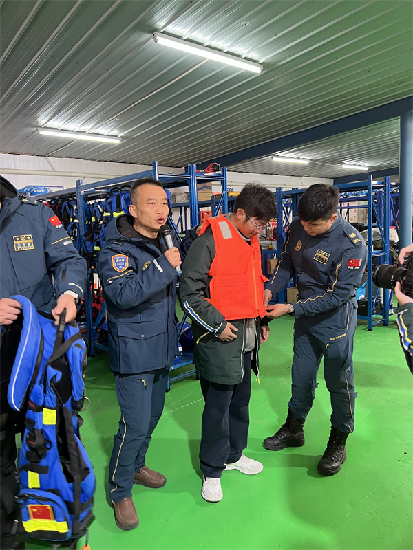 照片7.jpg 照片7.jpg